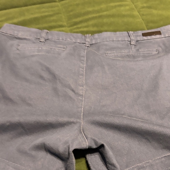 Kut from the Kloth Women's Blue Shorts - Picture 8 of 9
